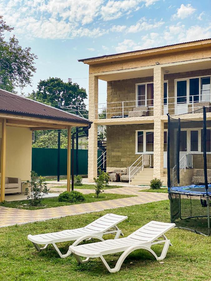 Guest House Harmony Pizunda Exterior photo